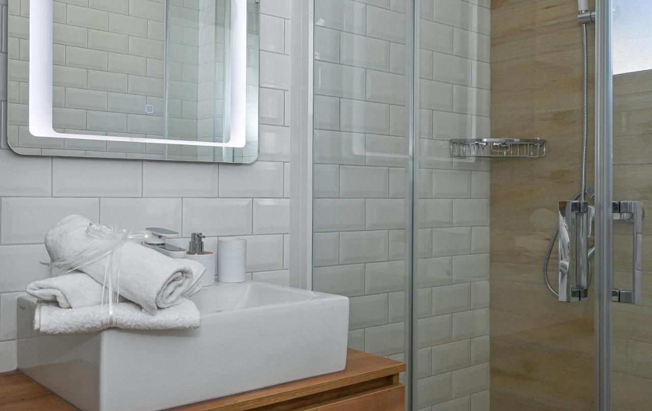 טרוגיר Luxury Apartment Maravic With Private Pool מראה חיצוני תמונה